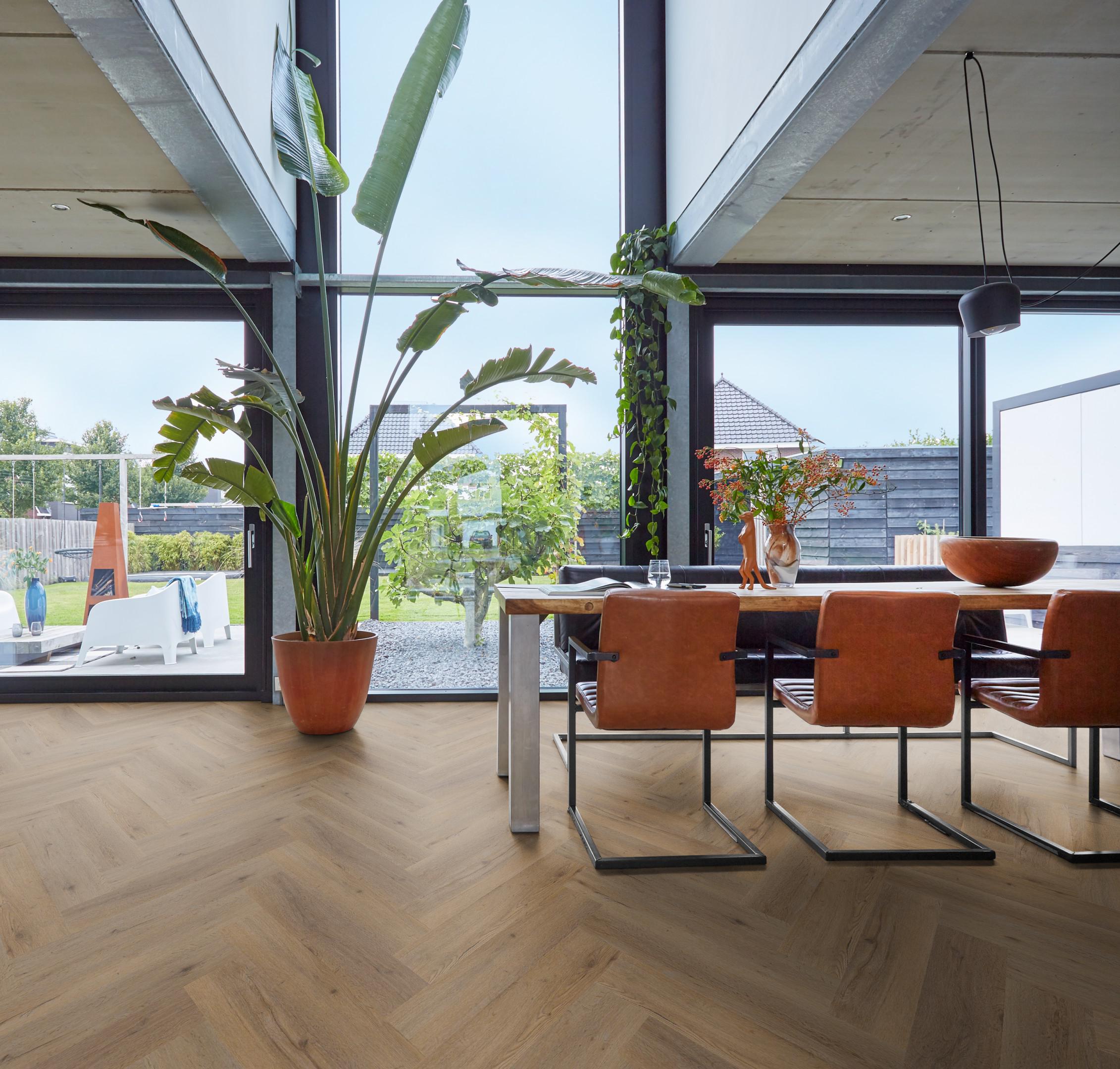 PVC Yup Leyton herringbone Collection Natural Oak Click Pakinhoud 1,70m2 - sfeer