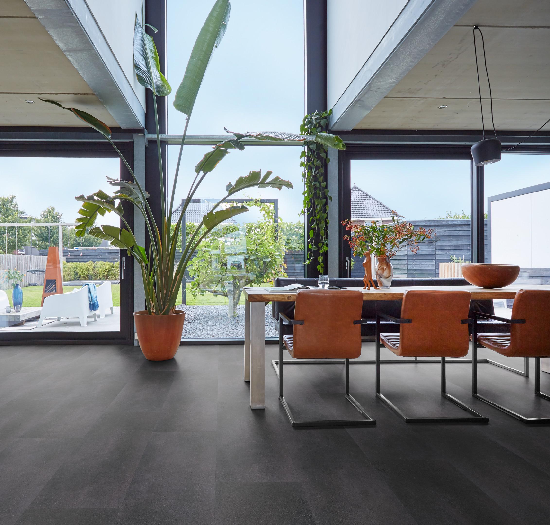 PVC Southwark Collection Anthracite Dryback - sfeer