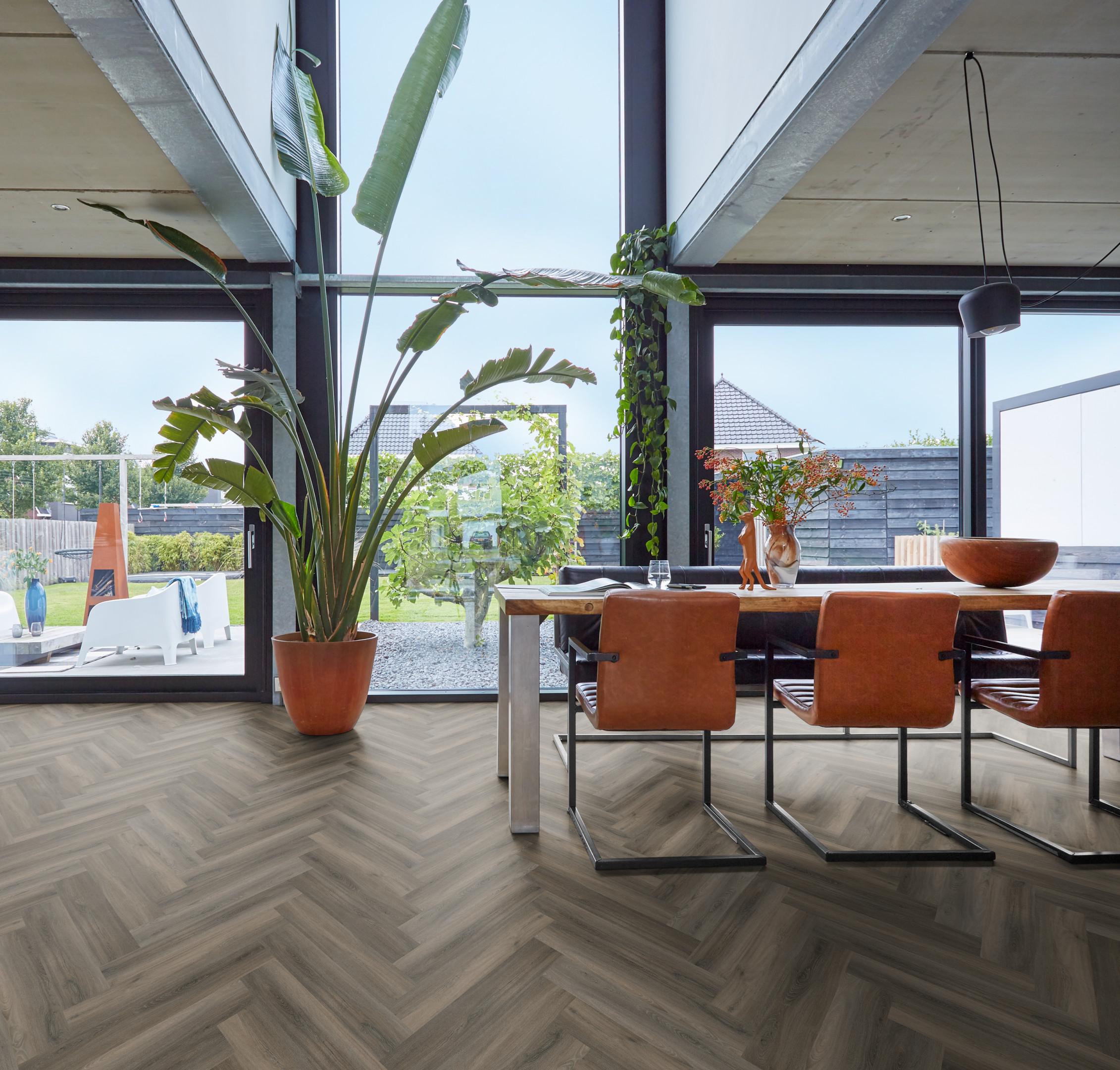 PVC YUP Collection Herringbone Dark Grey Dryback - sfeer